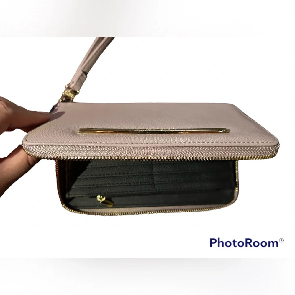 Steve Madden Light Lilac Wallet NWT - Picture 5 of 6